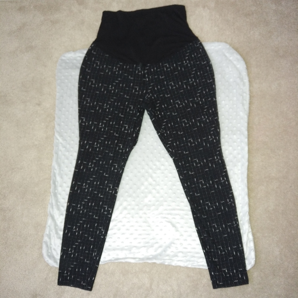 Old Navy Maternity | Checked Leggings | Large